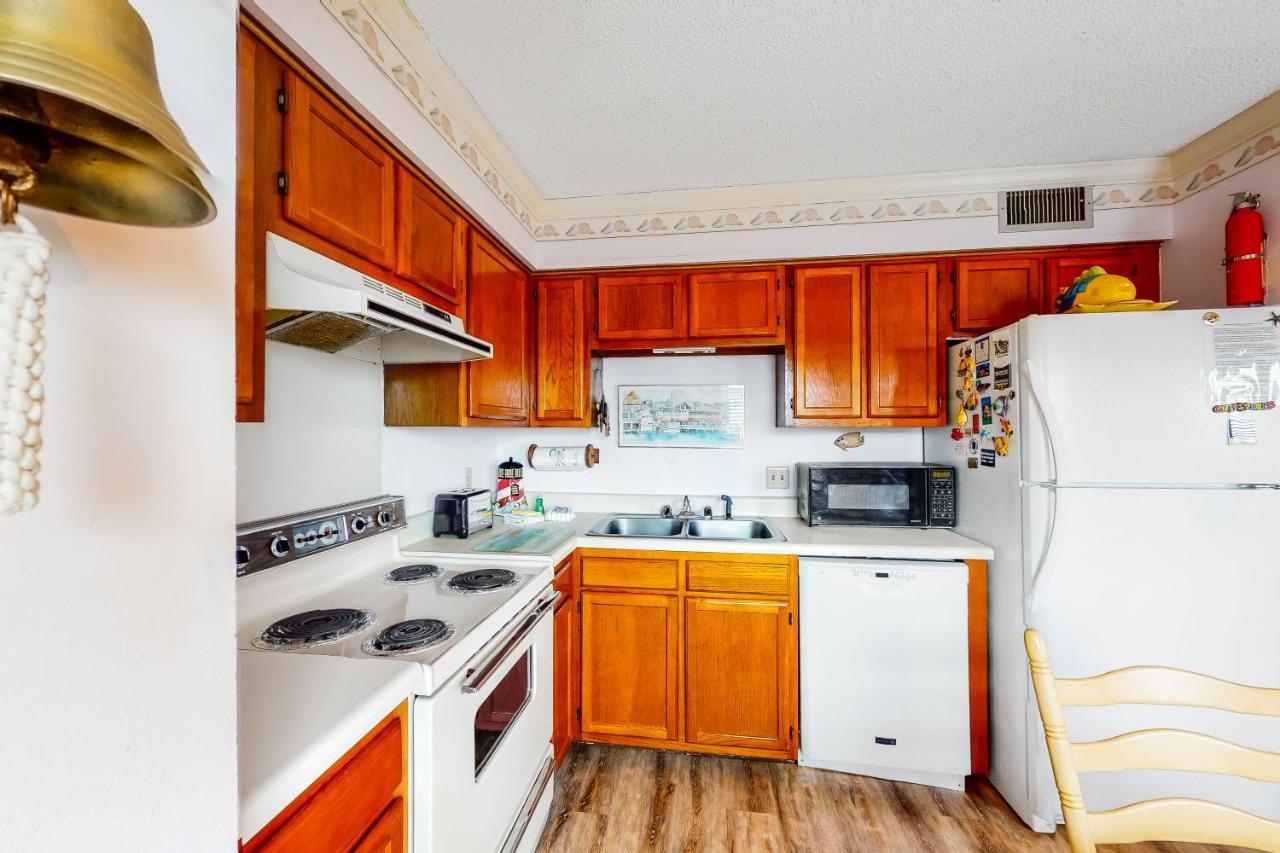 Apartment Front #203
