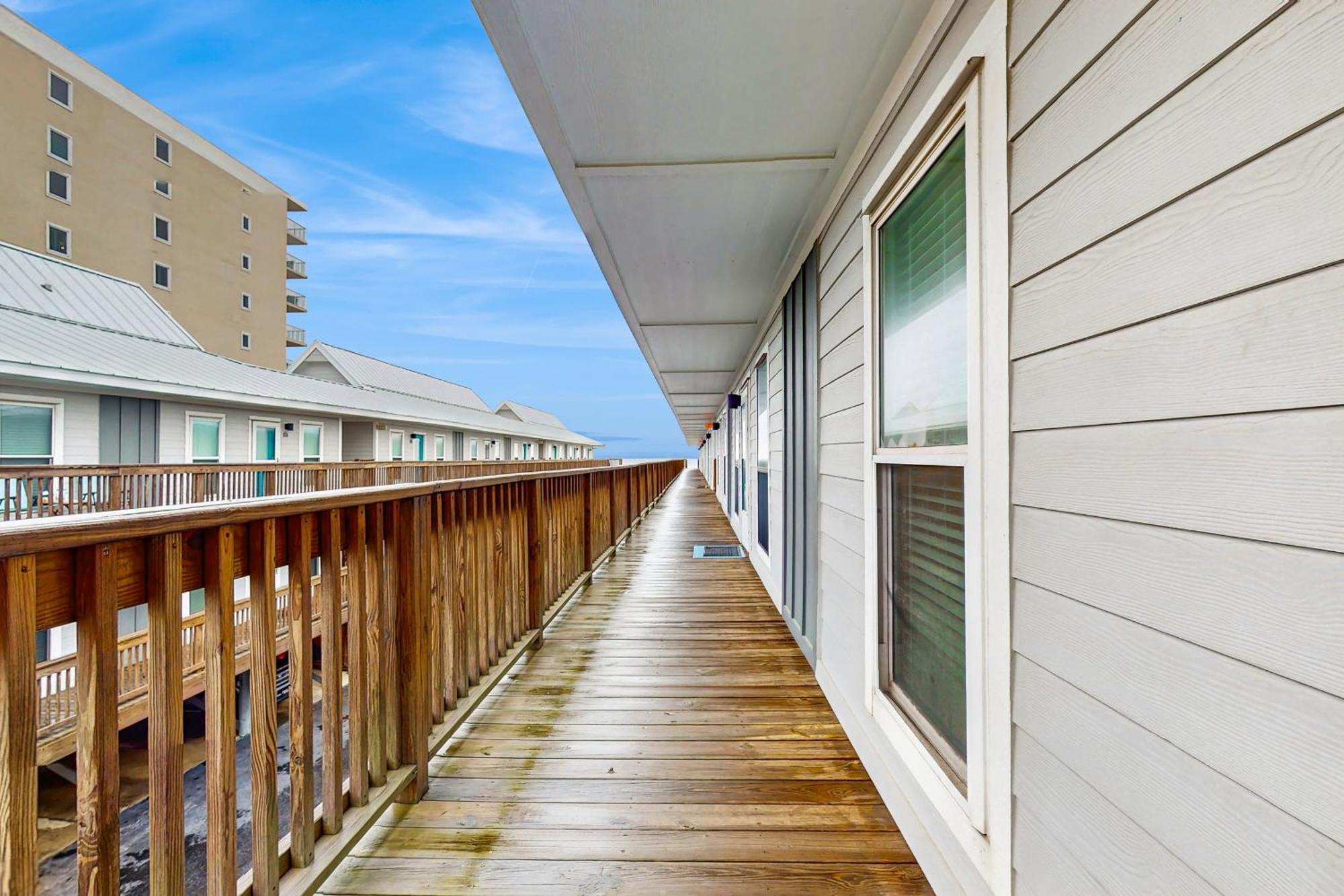 Front #203 Apartment Gulf Shores